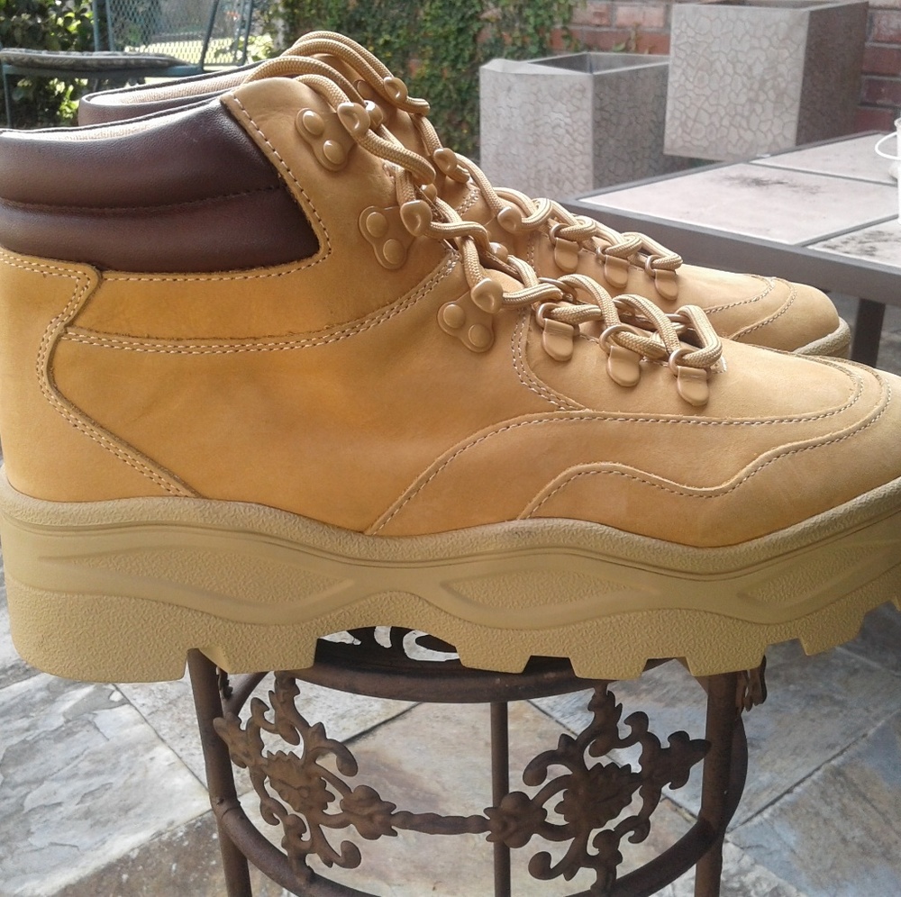 Steve Madden Hiker Boot - Picture 2 of 7